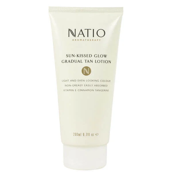 Loción auto-bronceadora gradual Sun-Kissed Glow de Natio (200 ml) Imagen 1