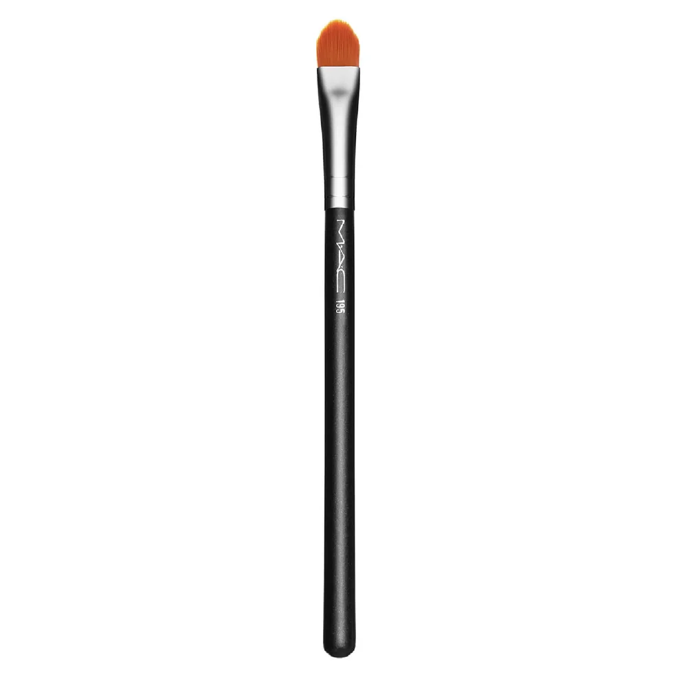 Brocha MAC 195 Concealer Brush Imagen 1