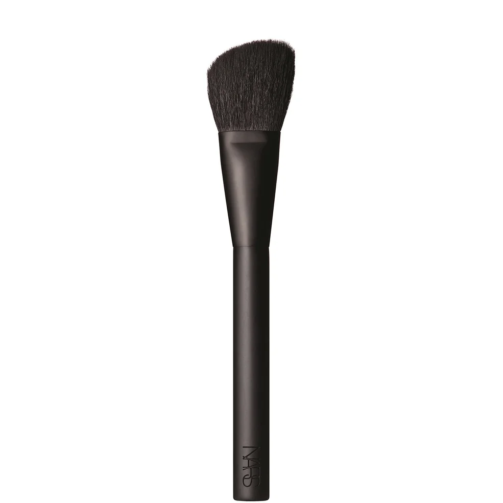 Brocha para perfilar de NARS Cosmetics Imagen 1
