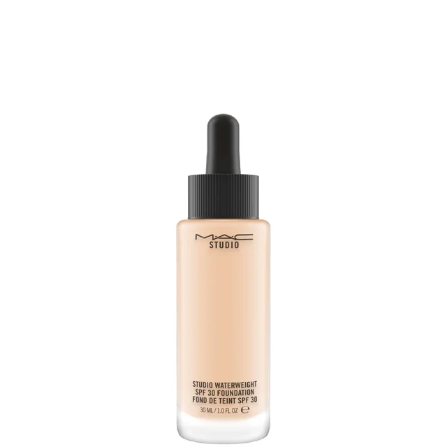 MAC Studio Waterweight SPF 30/PA++ Foundation (varios tonos)