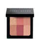 Colorete Brightening Brick Powder de Bobbi Brown - Cranberry