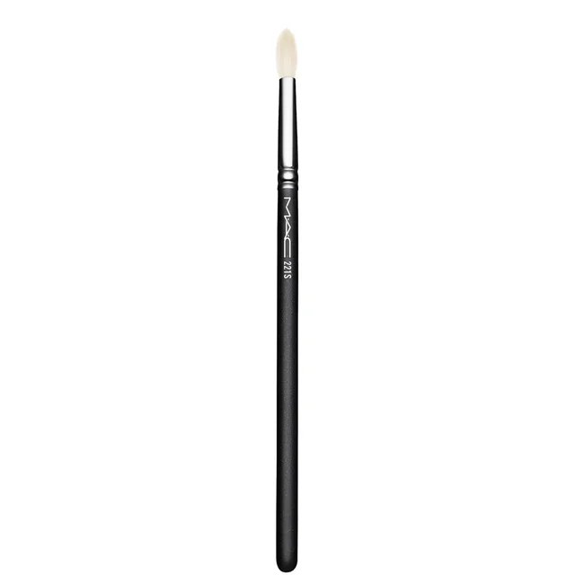 Pincel difuminador 221S Mini Tapered de MAC