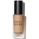 Bobbi Brown Skin Long-Wear Weightless Foundation SPF15 - Warm Ivory
