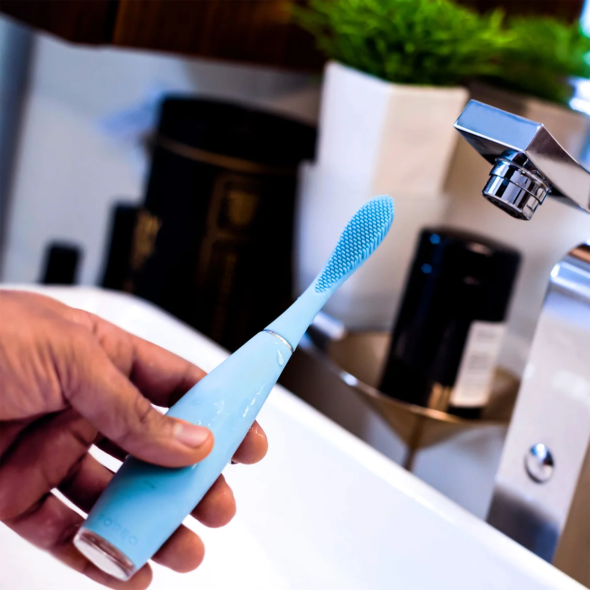 FOREO ISSA Sensitive Set, Electric Sonic Toothbrush (Various