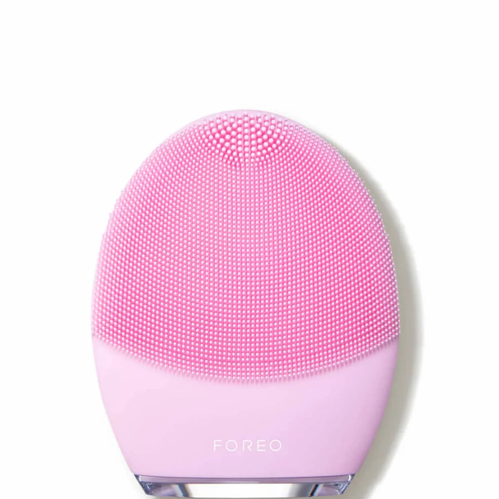FOREO LUNA™ 3 Facial Cleansing Brush for Normal Skin Imagen 1