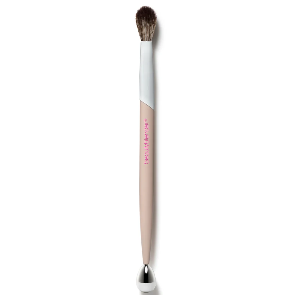 Beautyblender High Roller Crease Brush and Cooling Roller Imagen 1