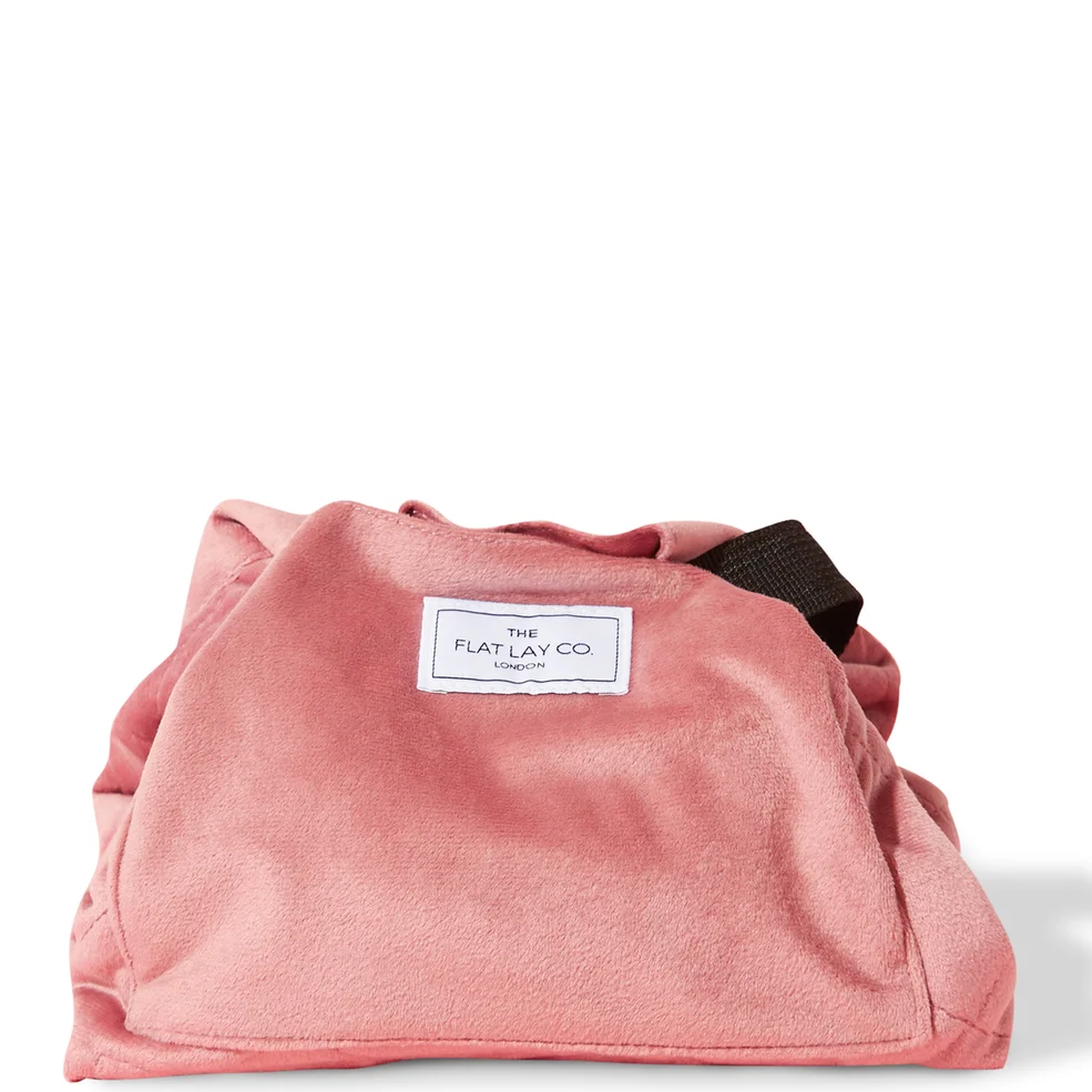 The Flat Lay Co. Drawstring Bag - Pink Velvet Imagen 1