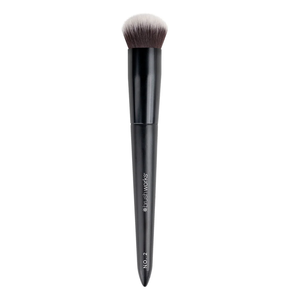 brushworks No. 2 Buffing Foundation Brush Imagen 1